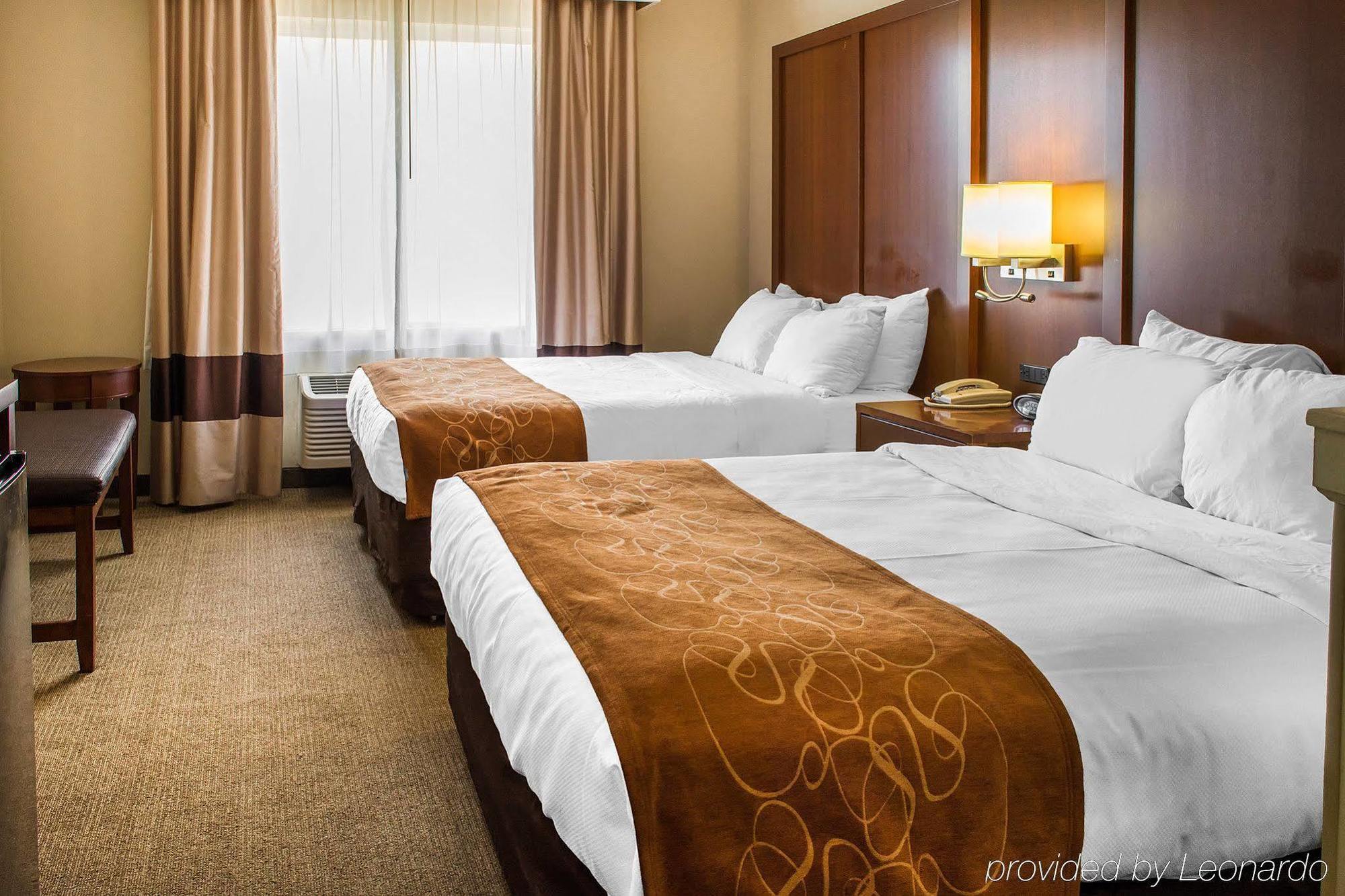 Quality Suites Waldorf Luaran gambar