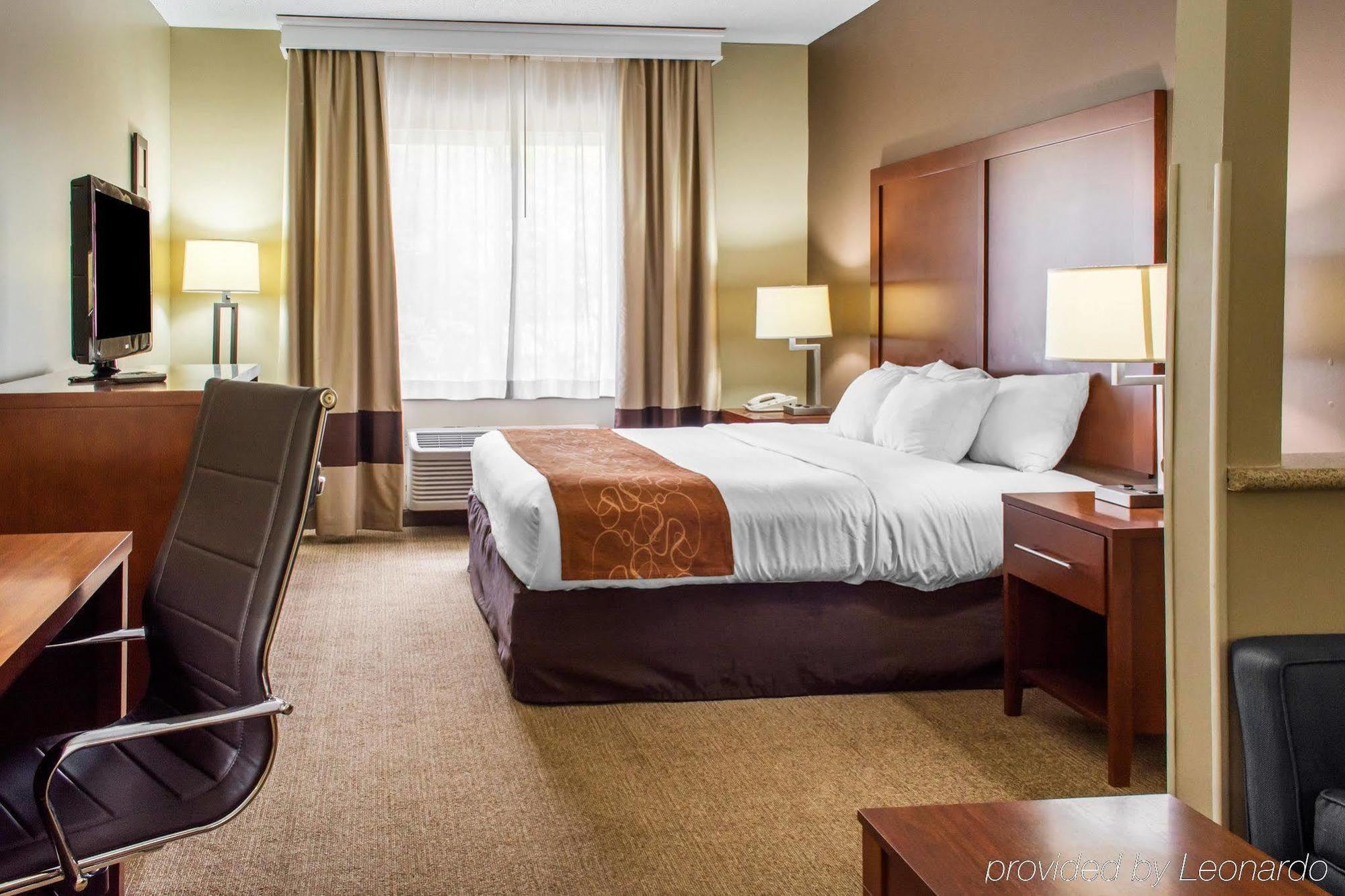 Quality Suites Waldorf Luaran gambar