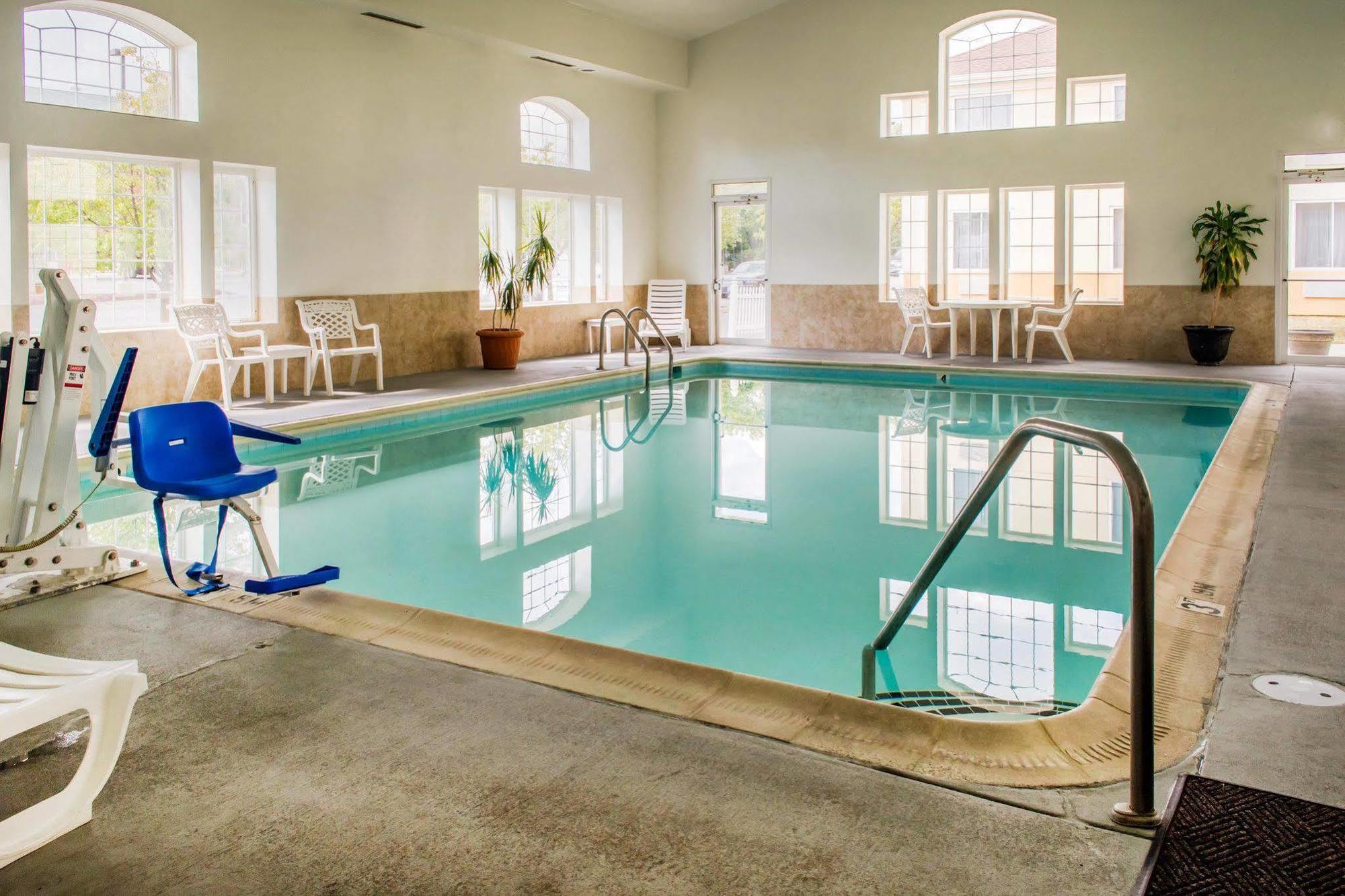 Quality Suites Waldorf Luaran gambar